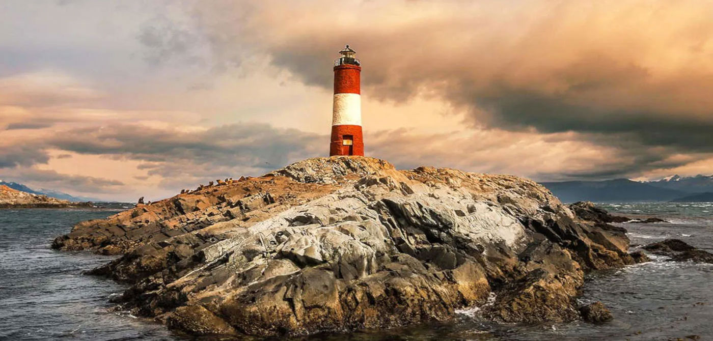 Faro Les Eclaireurs